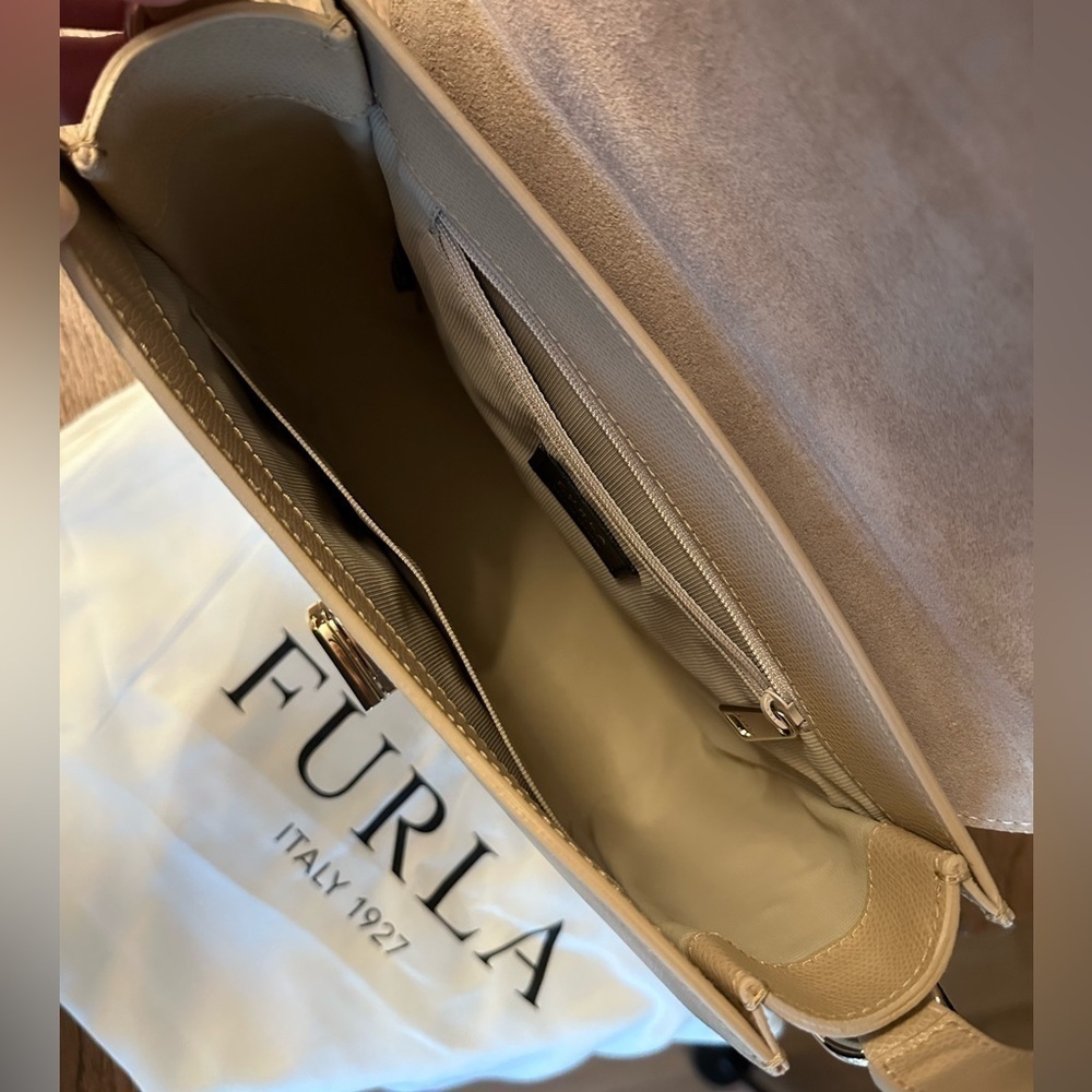 NWT! NEW! Furla Signature Furla 1927 Shoulder Bag -Sand - Picture 11 of 15